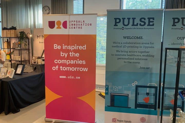 Two banners, one showcasing Uppsala Innovation Day, the other a 3D printing company called Pulse.