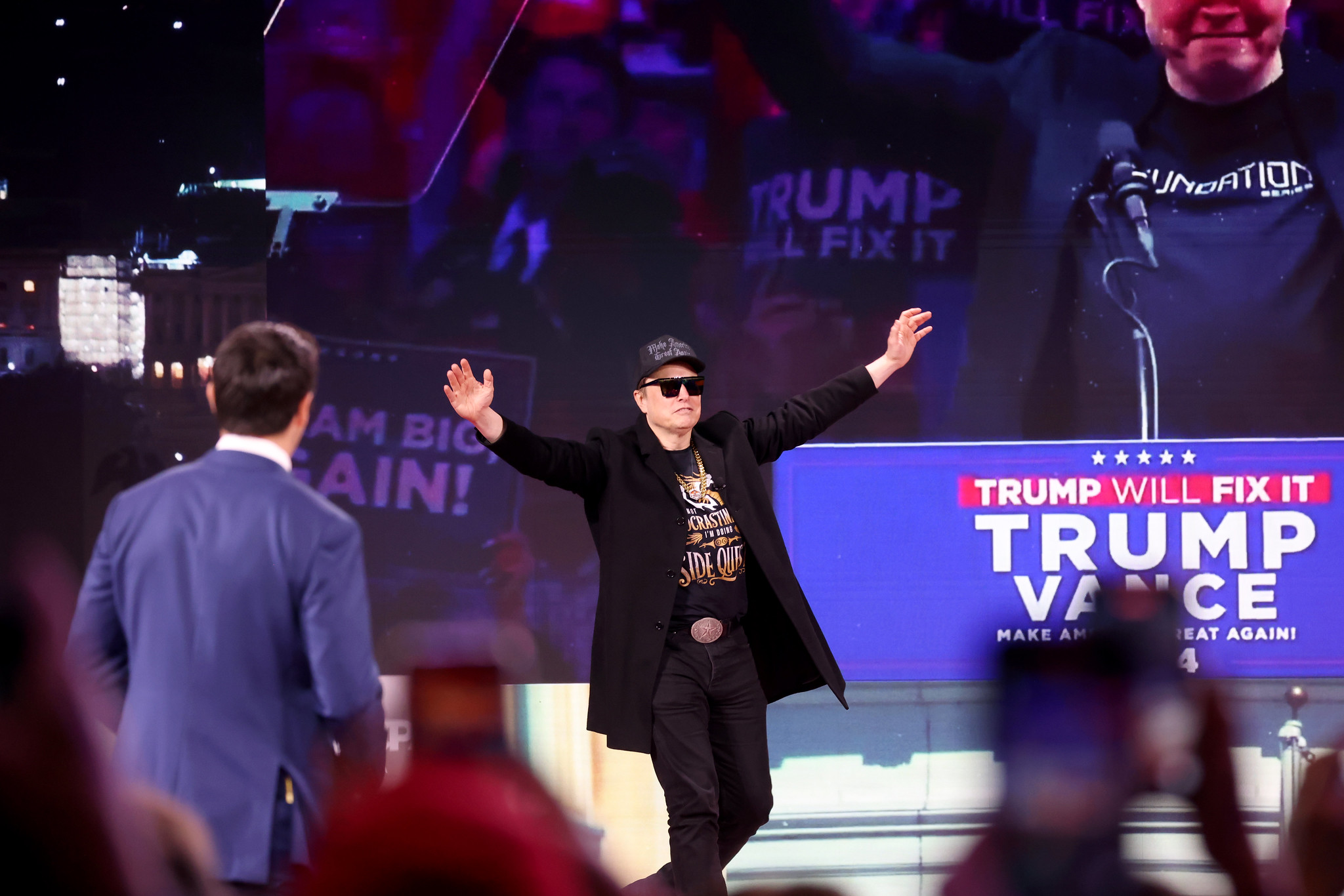 Elon Musk vid CPAC-konferensen.